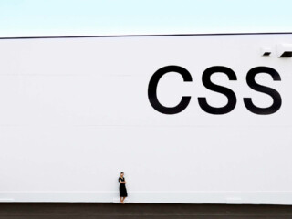 CSS スタジオ写真