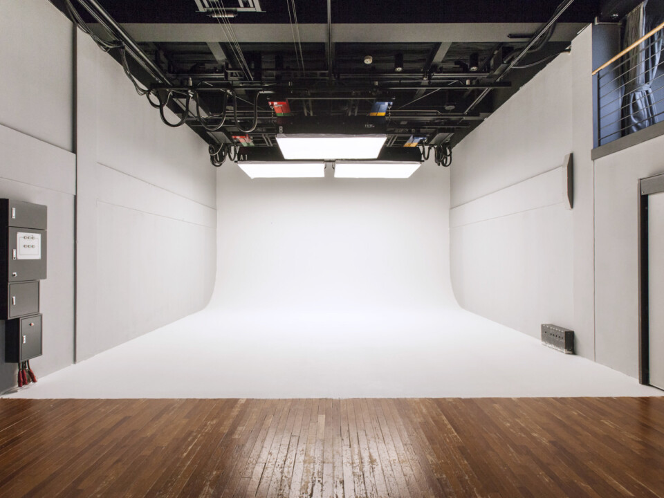 IINO HIROO STUDIO STUDIO 4 スタジオメイン画像2